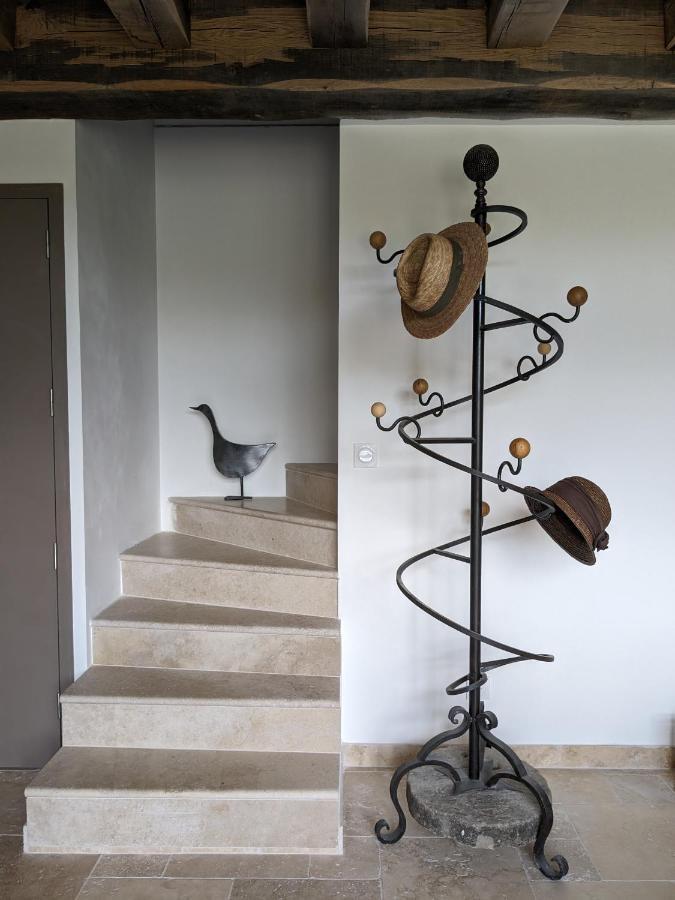 La Grange Symphorine, Chambre D'Hotes De Charme Situee Entre La Vallee De La Dordogne Et La Vallee De La Vezere Meyrals Exterior foto